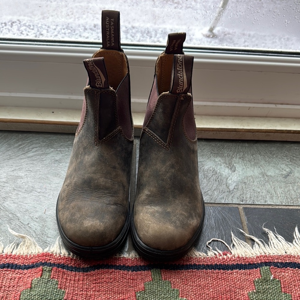 Blundstone Brown and Black Winter Boots